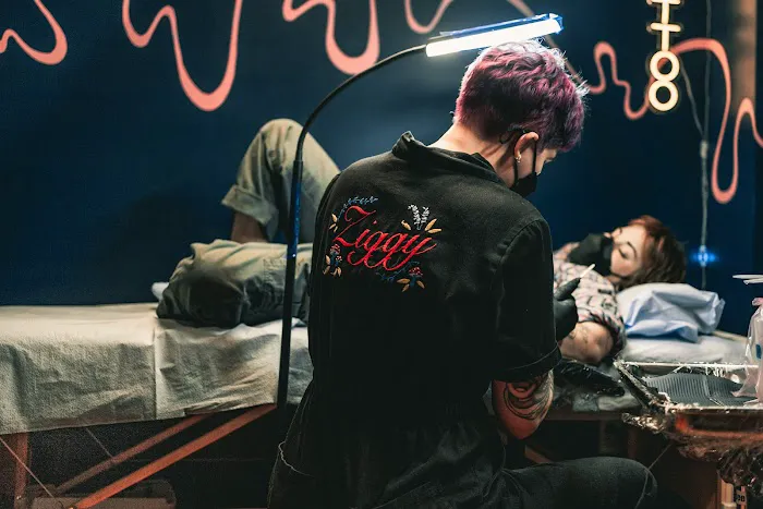 Hard Easy Tattoo - Private Studio 3