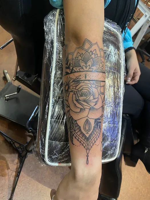 Body Jewelry Plus 4
