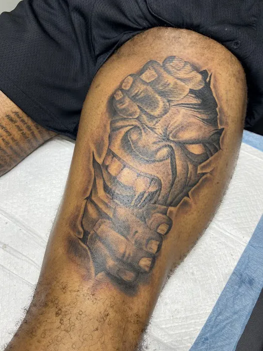 Autotroph Ink Tattoo Studio 0