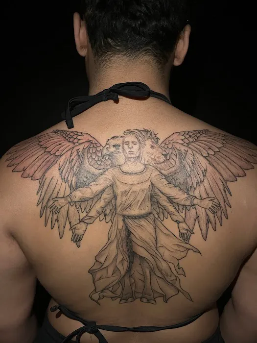 Bloodstone Tattoo Studio 8