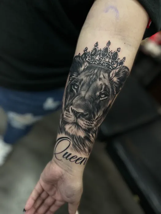 Transcendence Art Studio & Tattoo 2