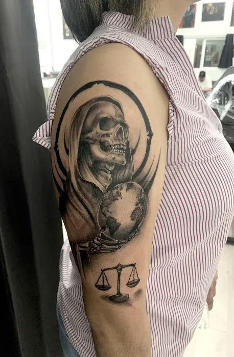 Tattoo Asylum (Tacoma Tattoos and Piercings) 8