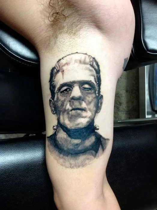 Distinctive Body Art Studio Tattoo & Piercing 1