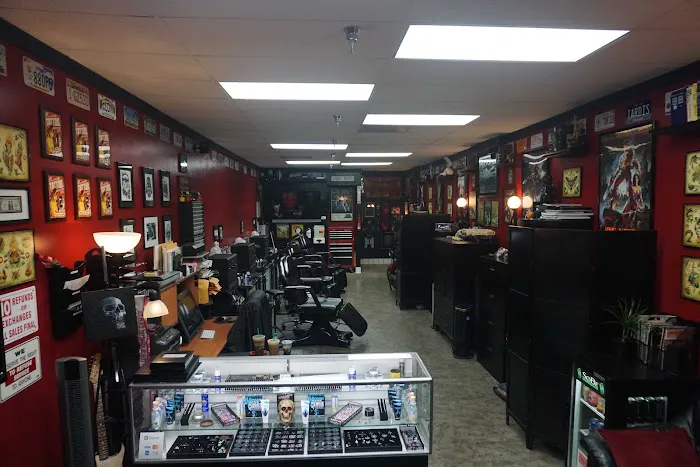 Distinctive Body Art Studio Tattoo & Piercing 6