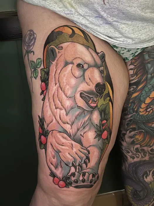 Pearl Dagger Tattoo Studio 7