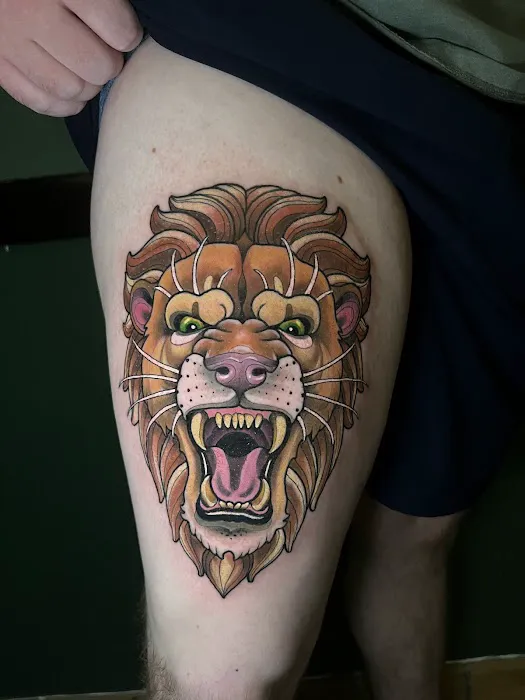 Pearl Dagger Tattoo Studio 3