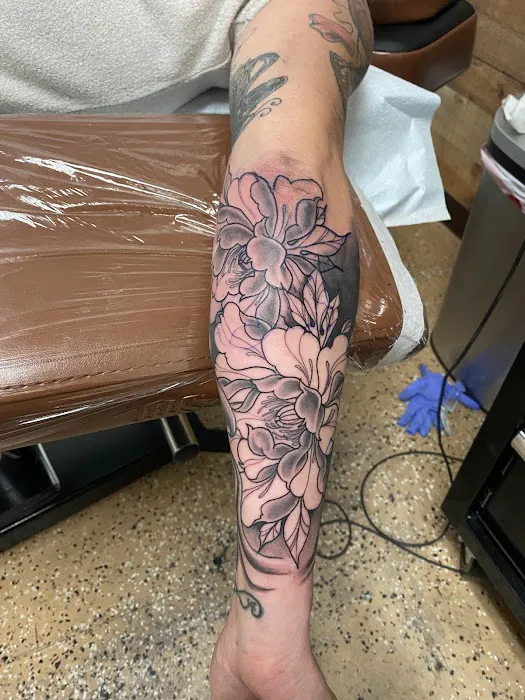 HWY 1 Tattoo Co. 5