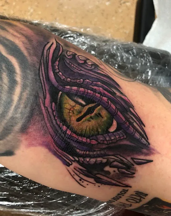 HWY 1 Tattoo Co. 6