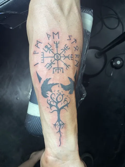 3 Aces Tattoo Studio 4