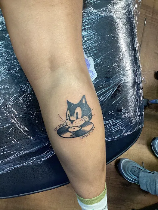 Magnetizm Tattoo 8