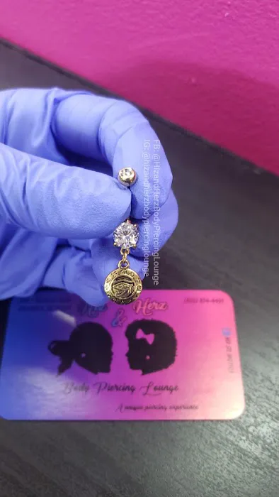 Hiz & Herz Body Piercing Lounge 4