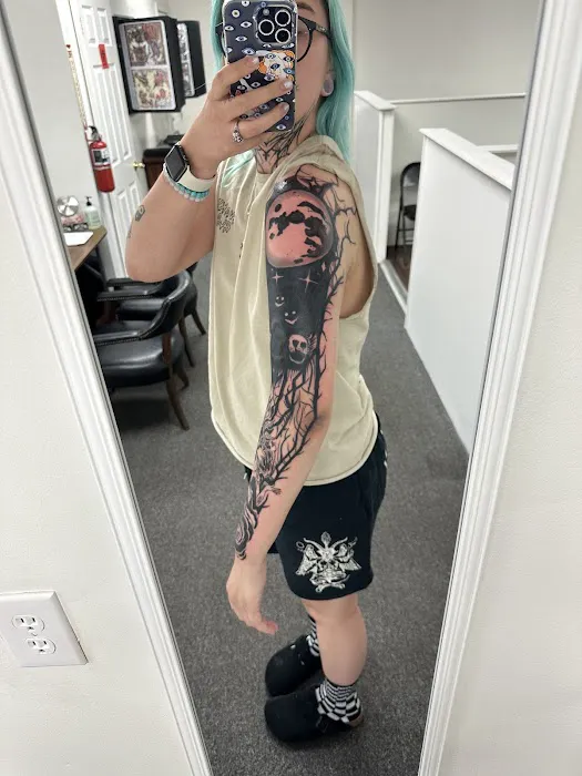 Seven Oaks Tattoo Studio 7