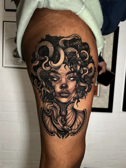 Toye Shop Ink. 6
