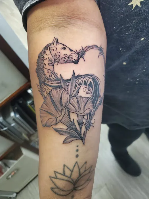 Karma Tattoo Studio 4