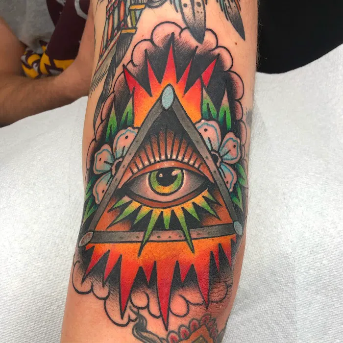 1912 TATTOO STUDIO 6