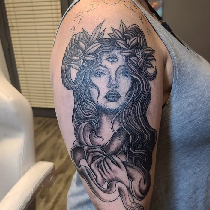 Kaylie Suzanne Tattoos 7
