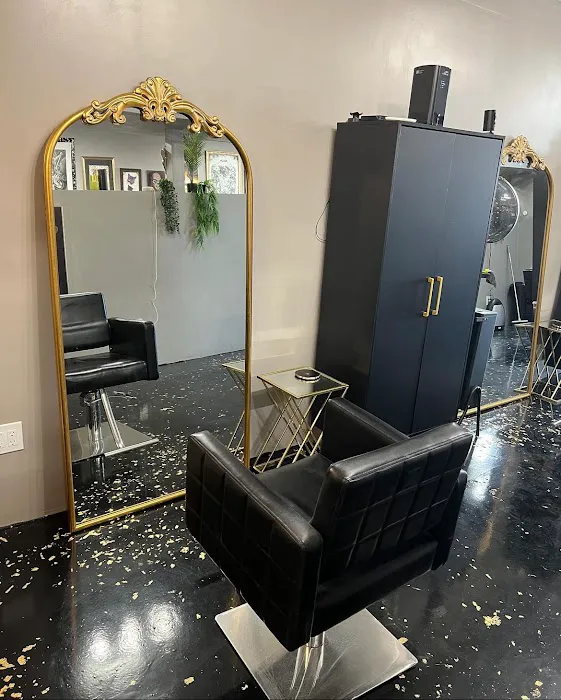 Gilded Creations Tattoo And Hair Salon 4