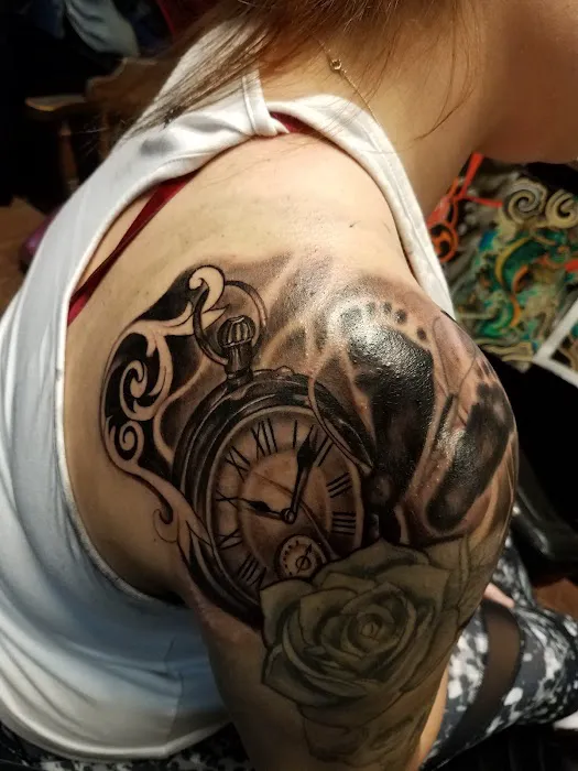 Ink Therapy Tattoo Co 7