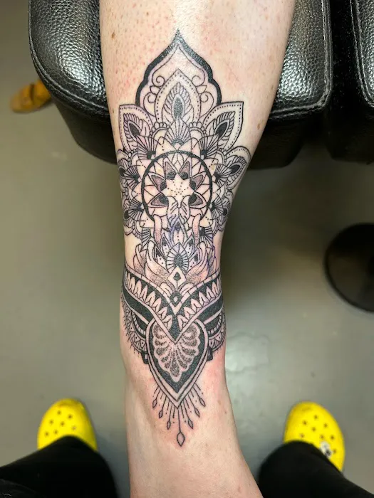 Humble Honey Bee Tattoos 4