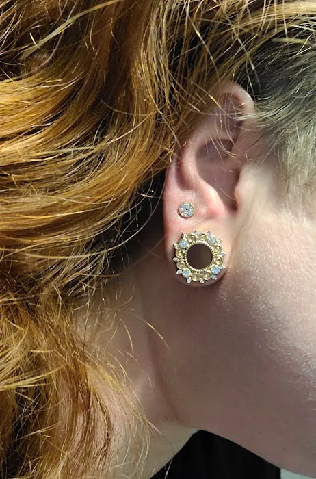 Studio 66 Piercing 7