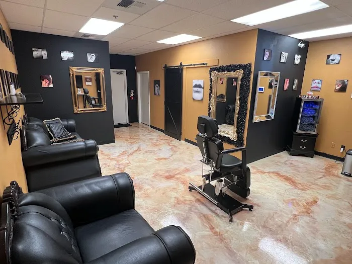 Studio 66 Piercing 8