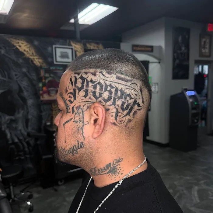 Grand Avenue Tattoo & Piercings 3