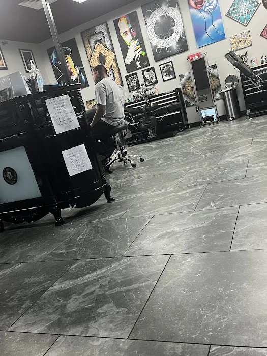 Grand Avenue Tattoo & Piercings 0