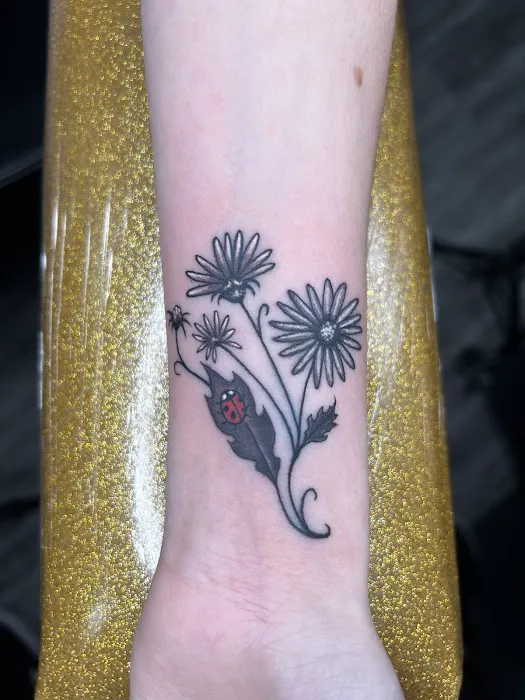 Top Rocker Tattoo 0