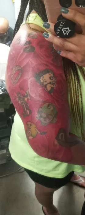 Creative Art Tattoo & Piercing 2
