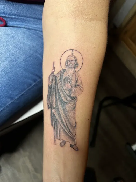 Axolotl Tattoo Studios LLC 0