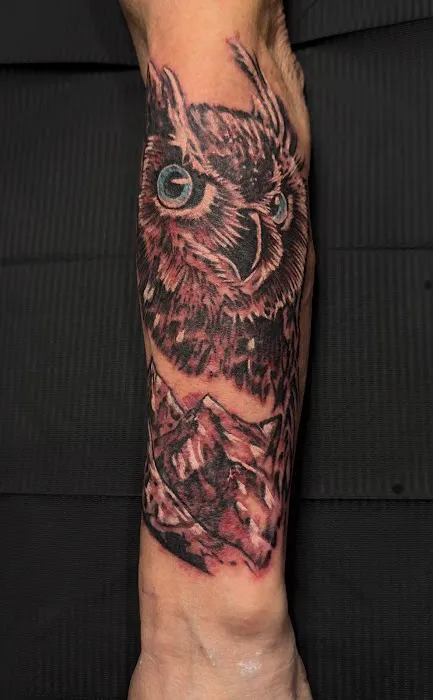 Victorum Tattoo shop 8