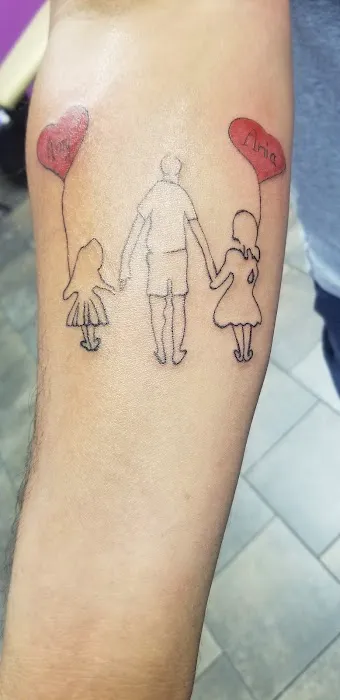 Dark Side Tattoo & Body Piercing 4
