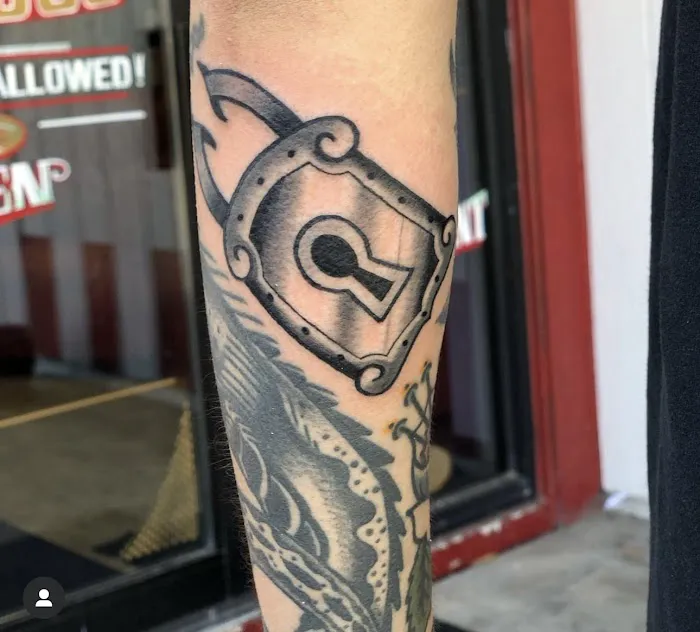 Happy Daze Tattoo Co. 3