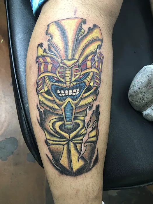Art in the skin tattoo shop 7