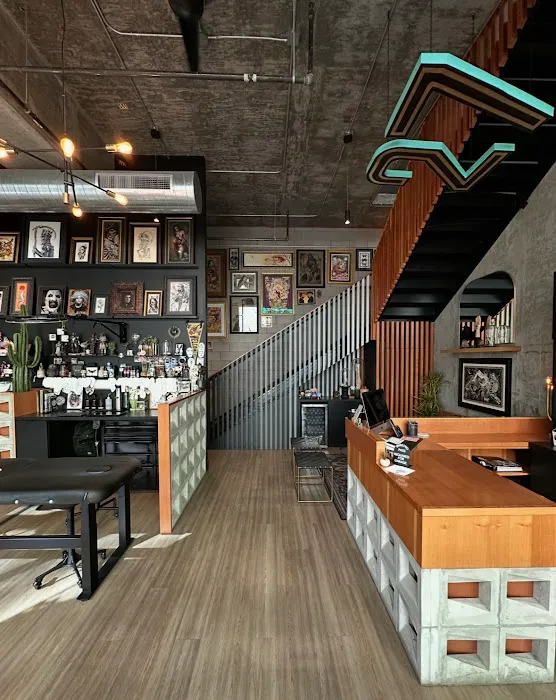 27 Tattoo Studio 8