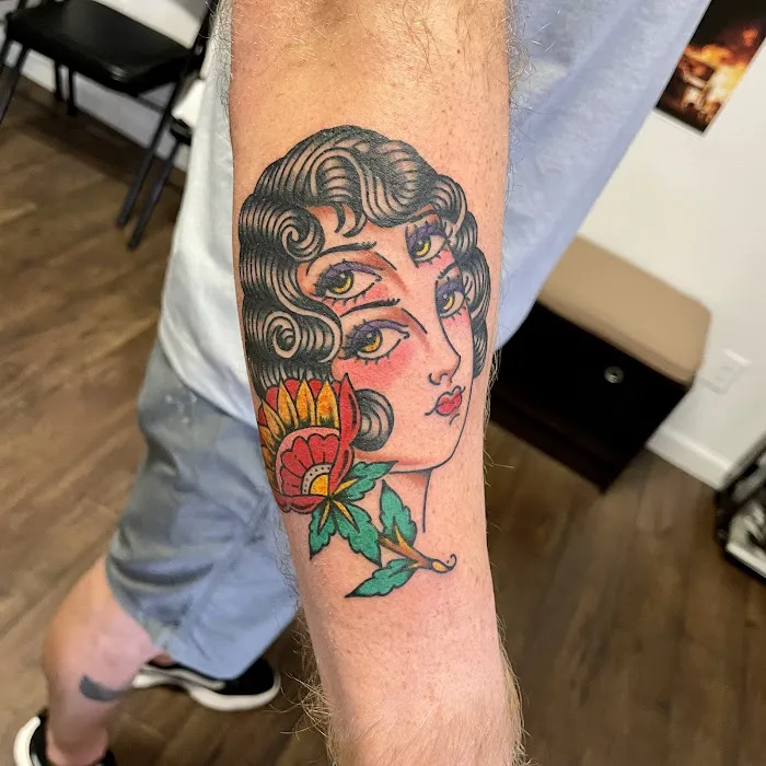 Kowloon Tattoo 8