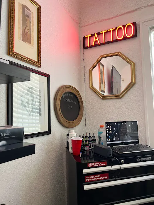 The Lighthouse Studios: Tattoo Shop 2