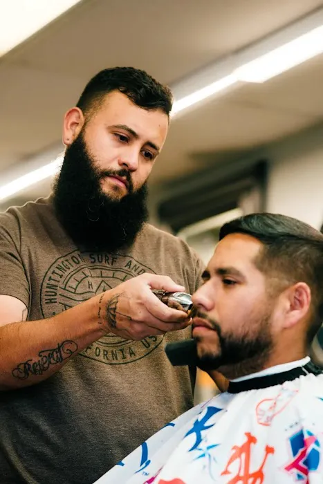 Legends 2 Barbershop (inside “shades of excellence”) 0