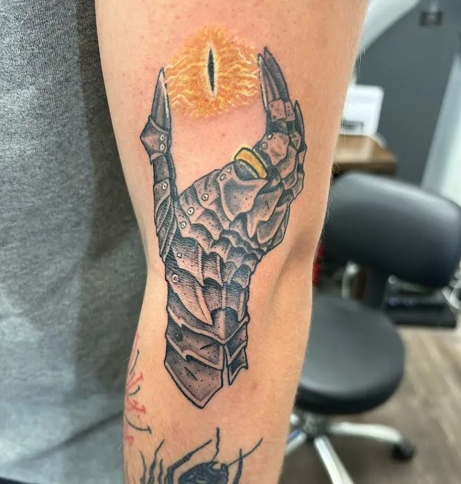 Bright Ideas Tattoo and Piercing 7
