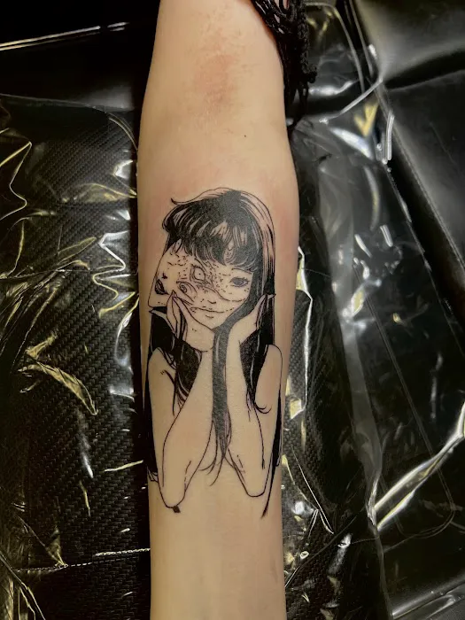 Ink House Tattoo 6