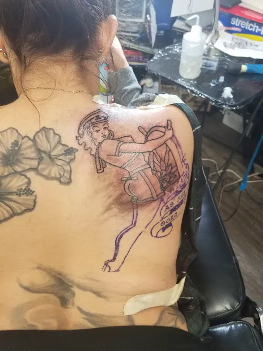 IF Tattoo Studio 8
