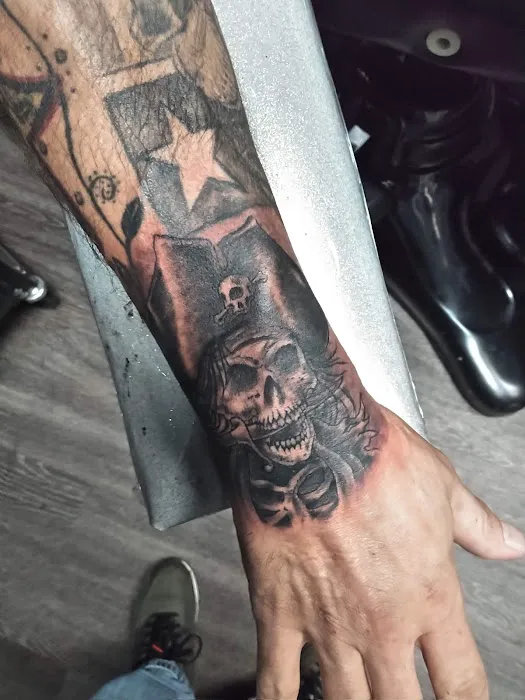 IF Tattoo Studio 7