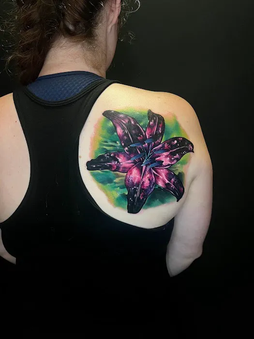 Next Wave Tattoos and Piercings 5