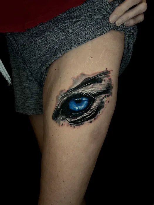 Next Wave Tattoos and Piercings 8