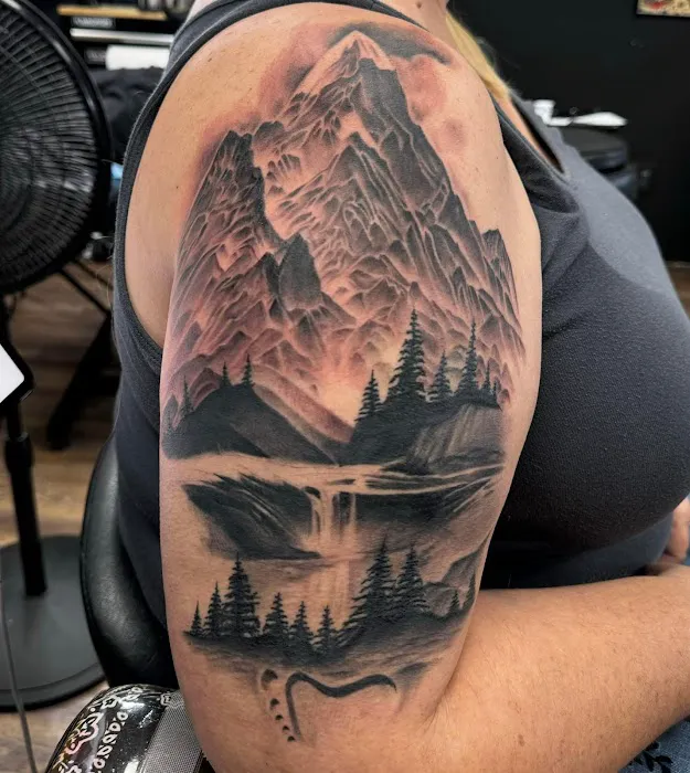 Captain Tattoo Art Collective 6