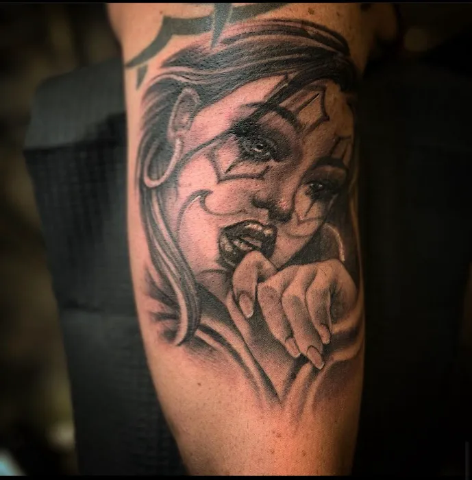 Inkz Tattoo Company 8