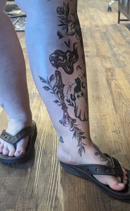 Iron & Ivy Ink Gallery 0