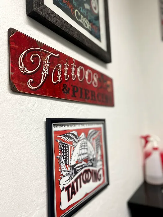 Smoke'N Ink Tattoos 1