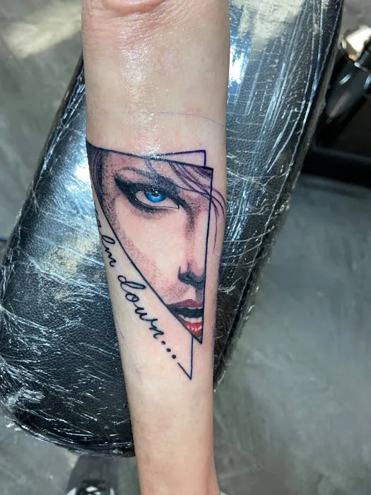 Next Wave Tattoos and Piercings 2 7