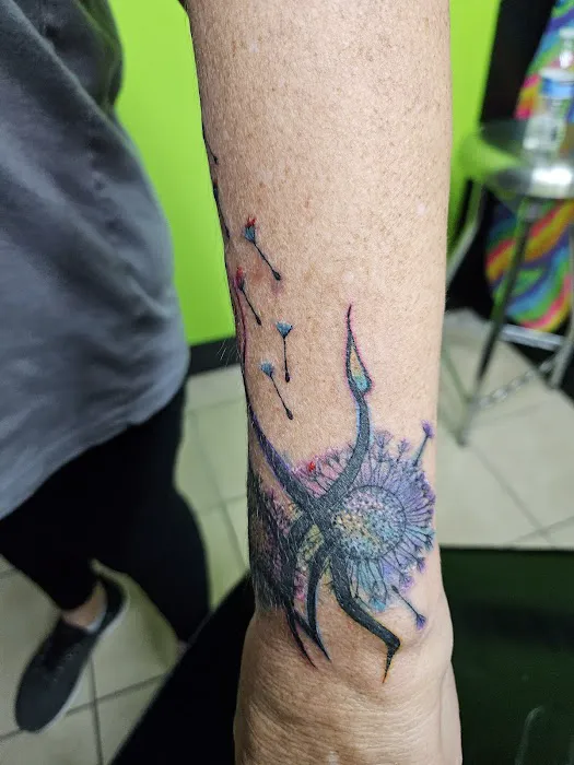 Yellow Door Tattoo & Piercing 2